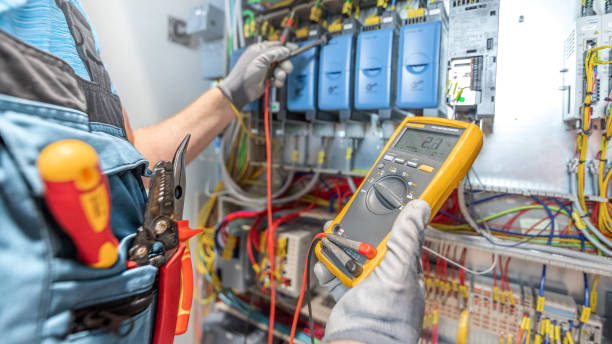 Best Affordable Electrician  in Dwight, IL